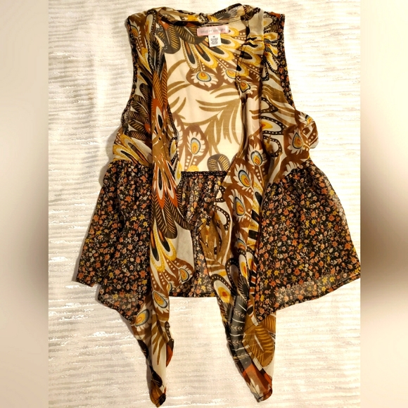 Band of Gypsies Sheer Vest - Picture 2 of 7